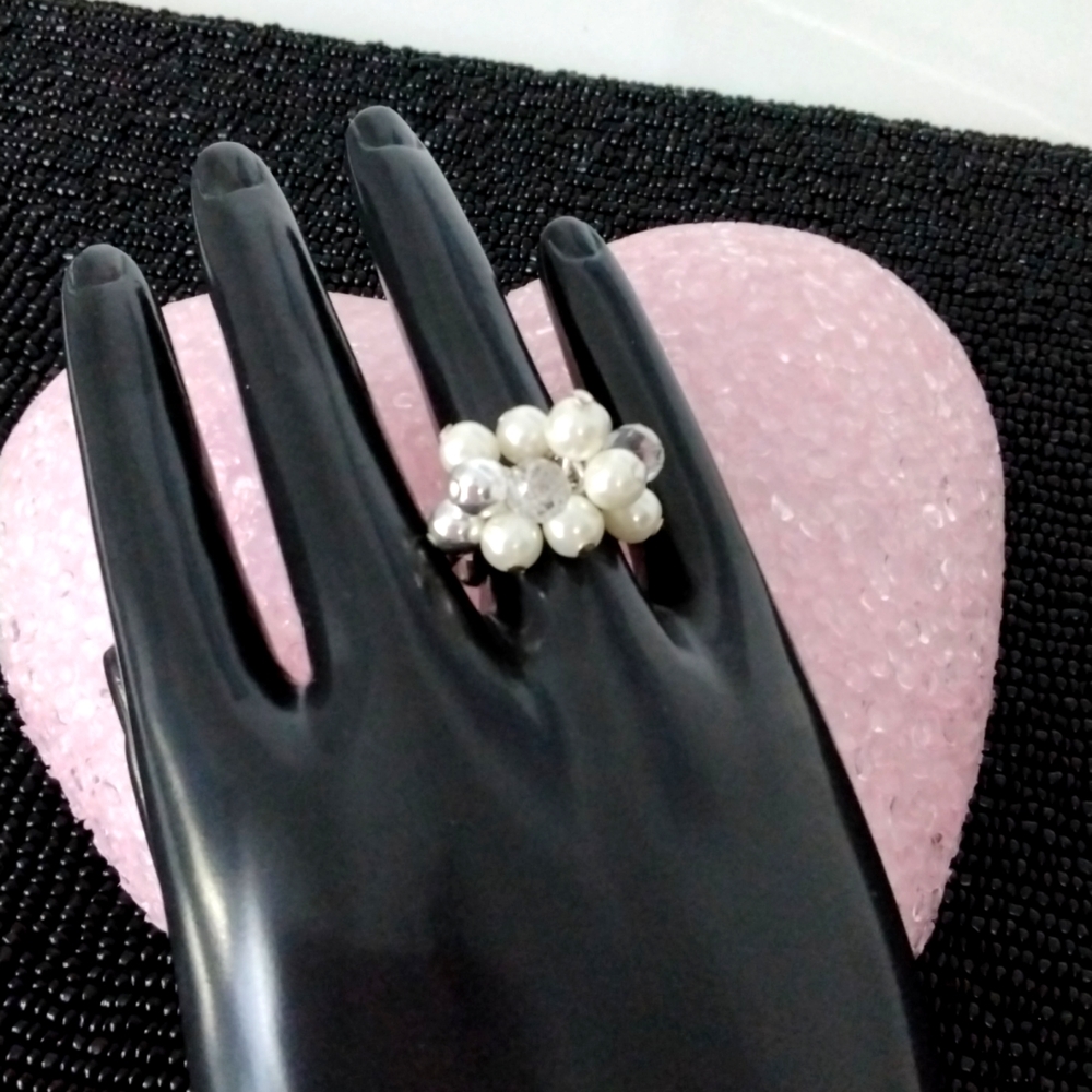 Faux pearl and silver ring, adjustable size